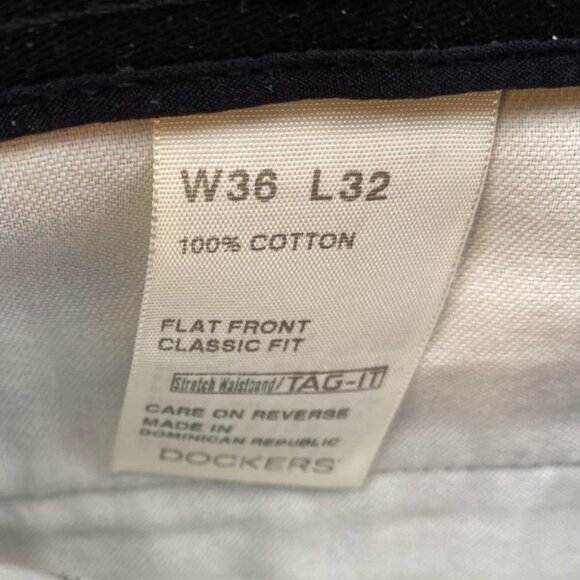 Dockers Men's Pants Size 36x32 Classic Straight Flat Front Casual Black Cotton - Picture 3 of 11
